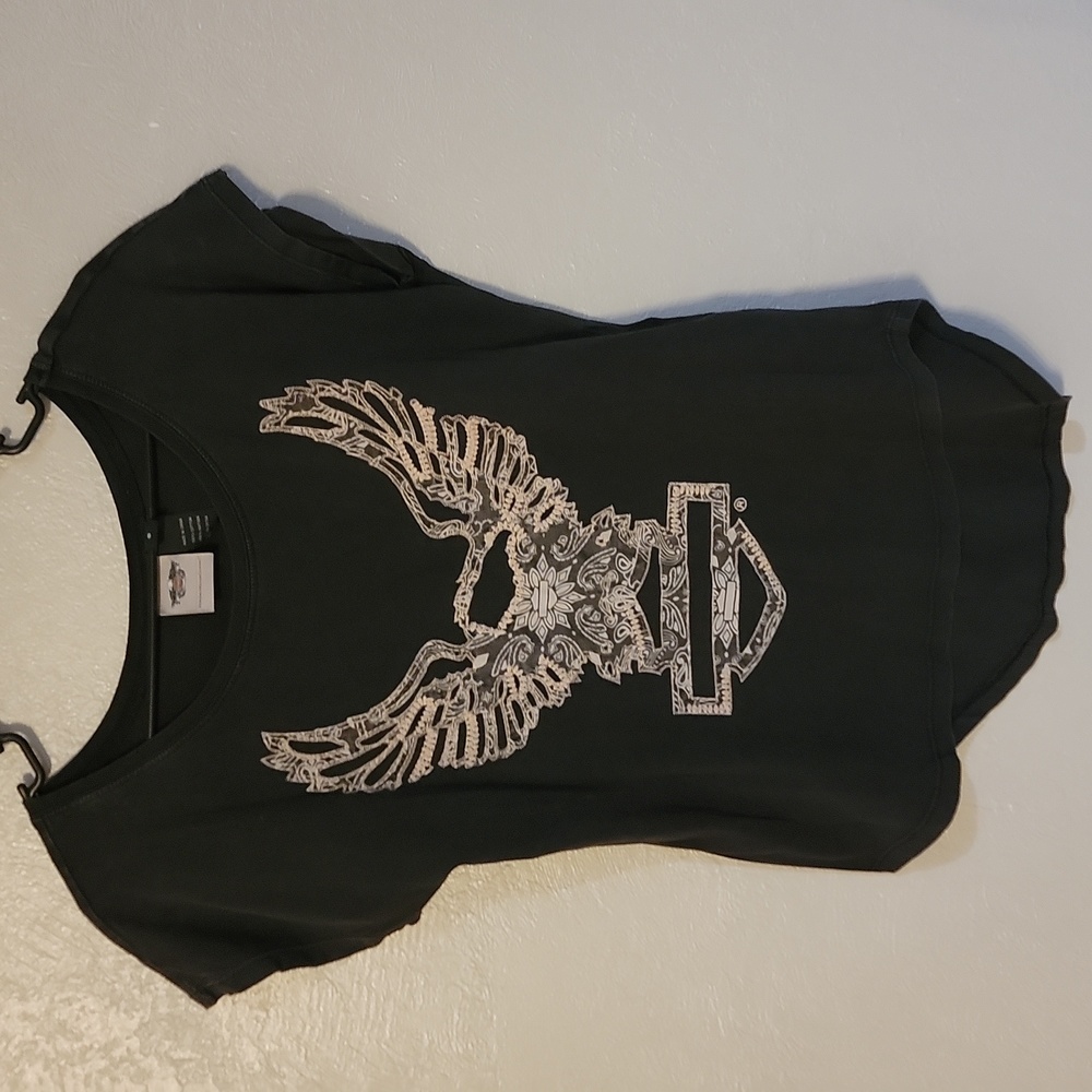 SMALL, EMBROIDERED HARLEY-DAVIDSON T-SHIRT VINTAGE